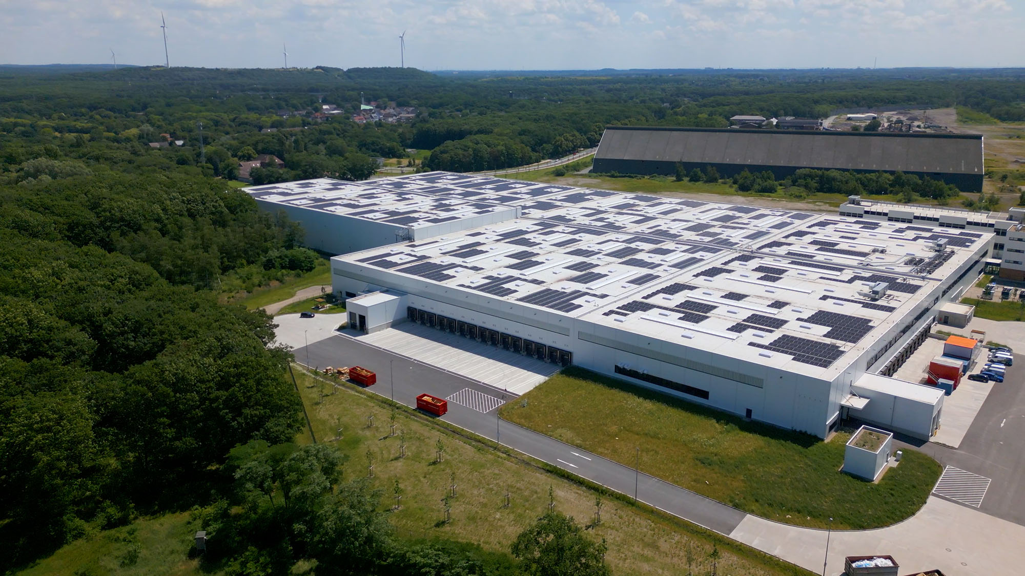 Sunrock versorgt Omni-Channel-Hub von Thalia mit nachhaltiger Energie