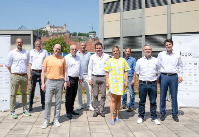 Zehnköpfige Experten-Jury Logix Award